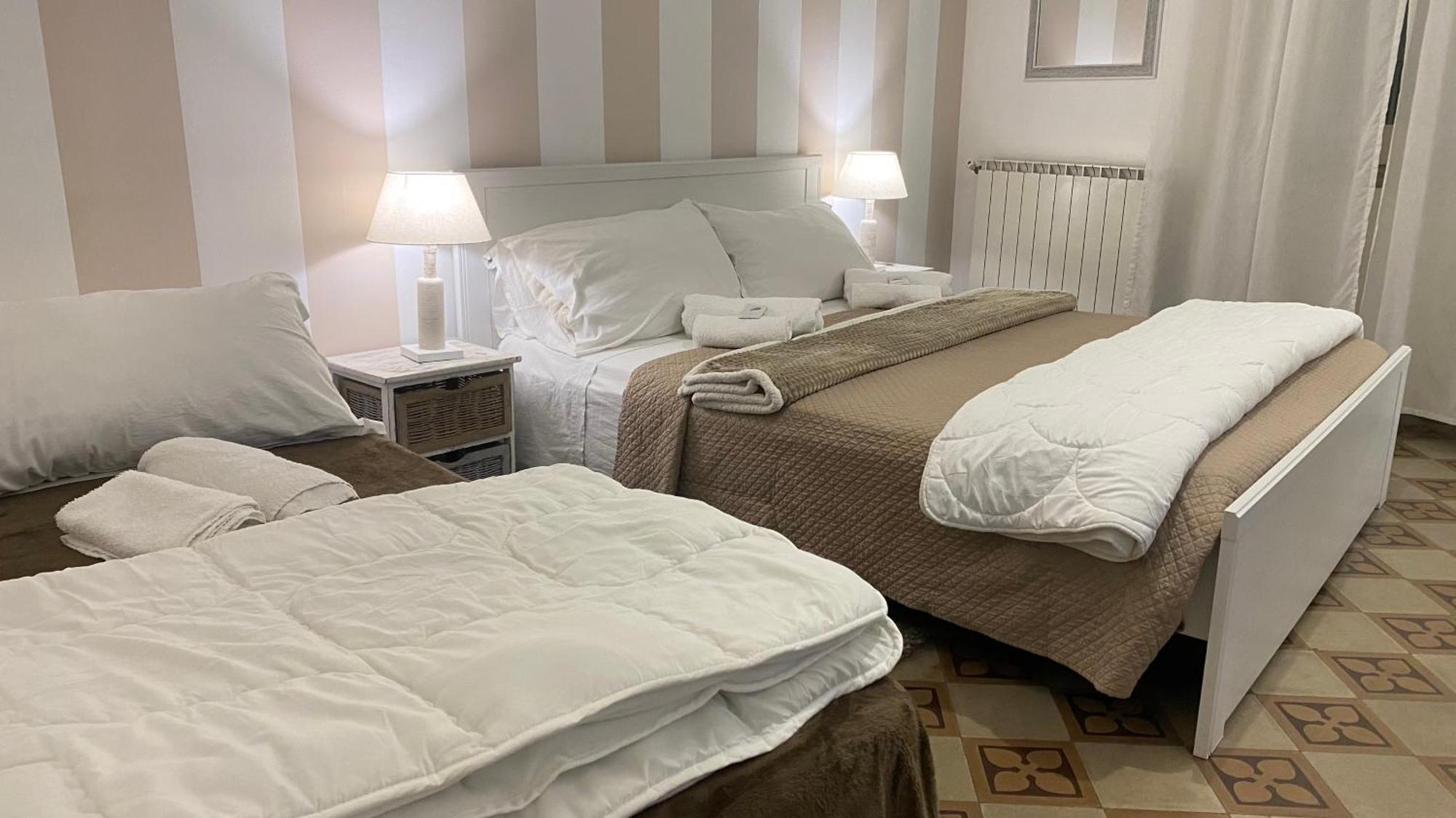 Bb Essenze Bed & Breakfast Palermo Ngoại thất bức ảnh