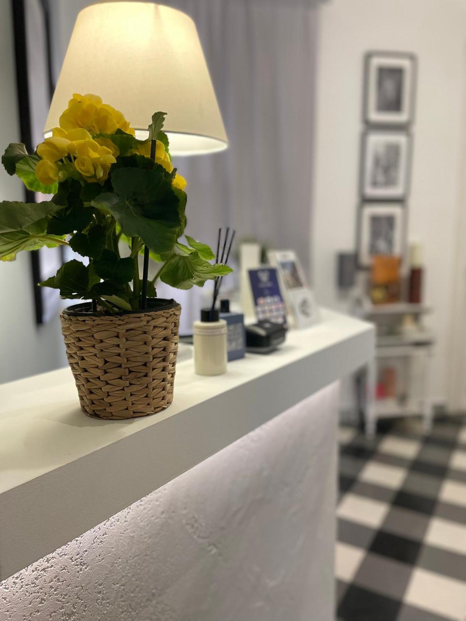 Bb Essenze Bed & Breakfast Palermo Ngoại thất bức ảnh