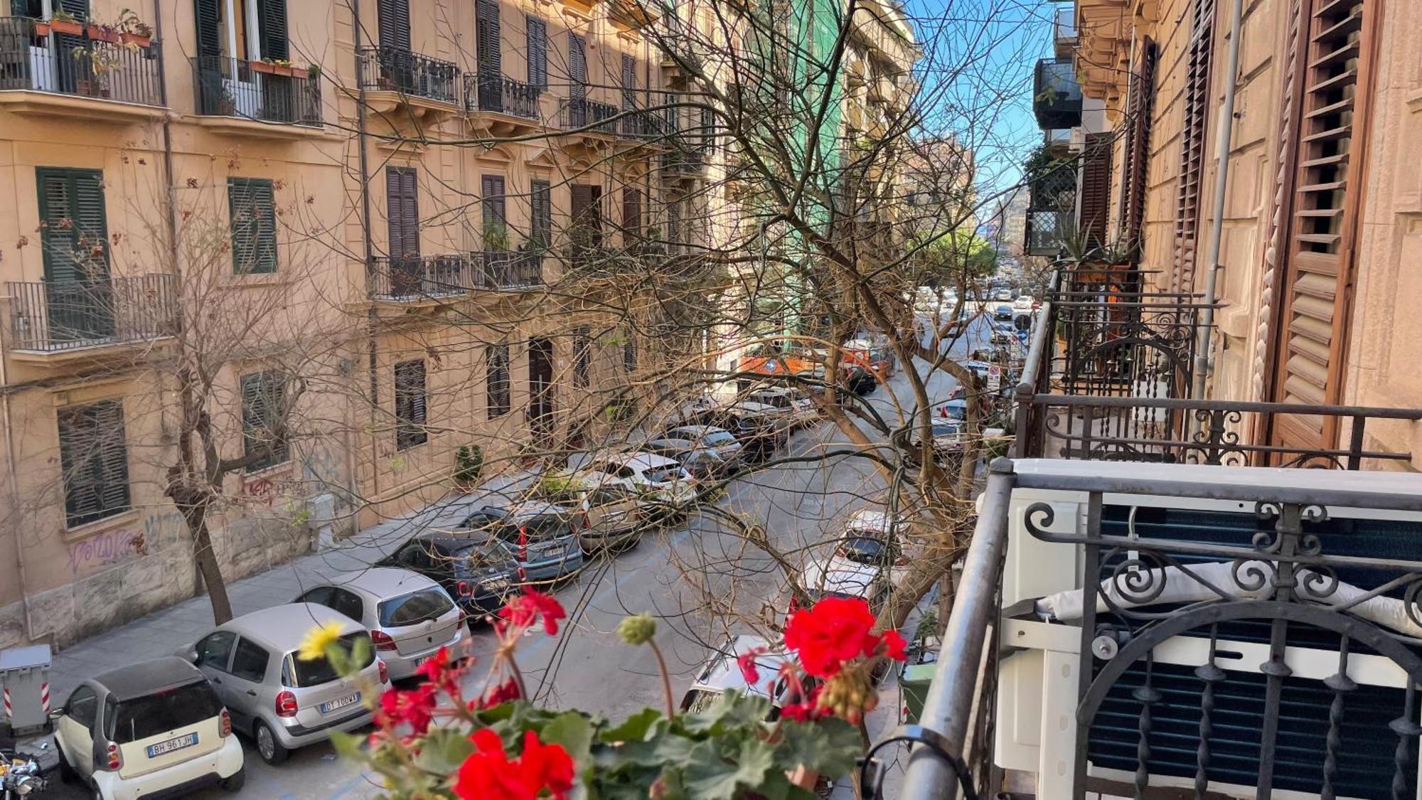 Bb Essenze Bed & Breakfast Palermo Ngoại thất bức ảnh