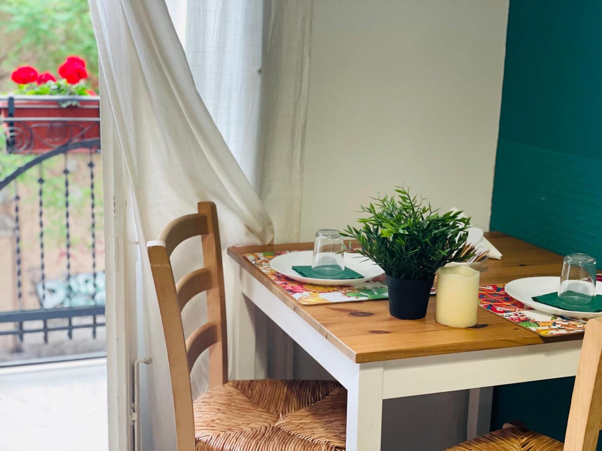 Bb Essenze Bed & Breakfast Palermo Ngoại thất bức ảnh