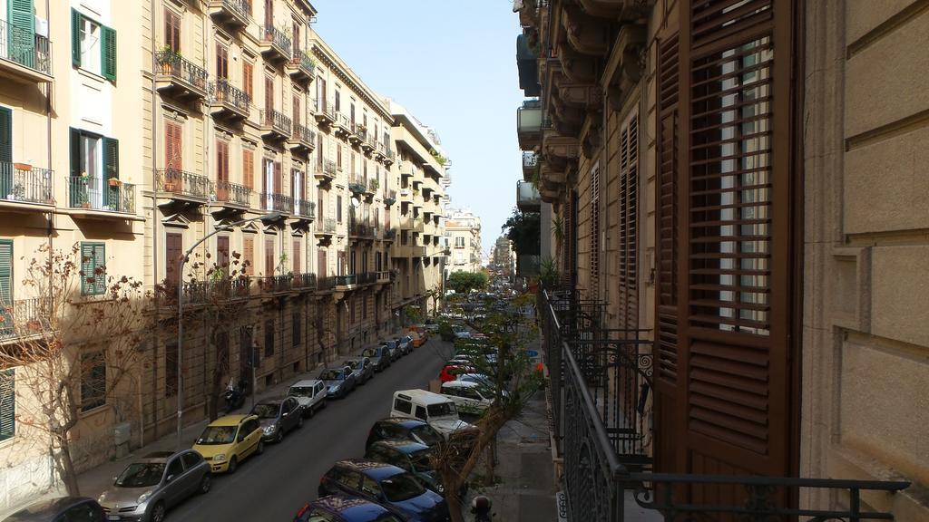 Bb Essenze Bed & Breakfast Palermo Ngoại thất bức ảnh