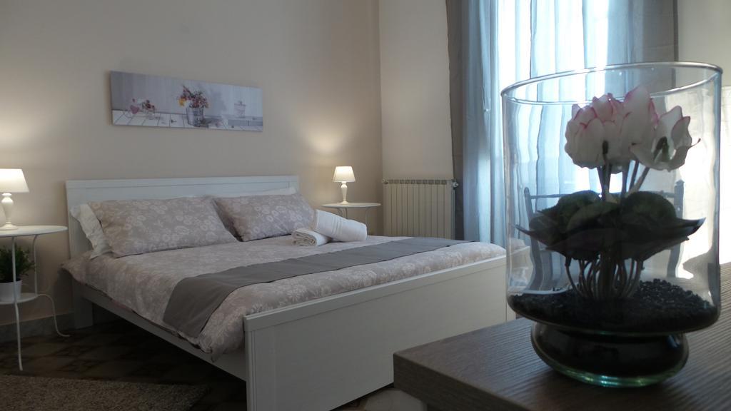 Bb Essenze Bed & Breakfast Palermo Ngoại thất bức ảnh