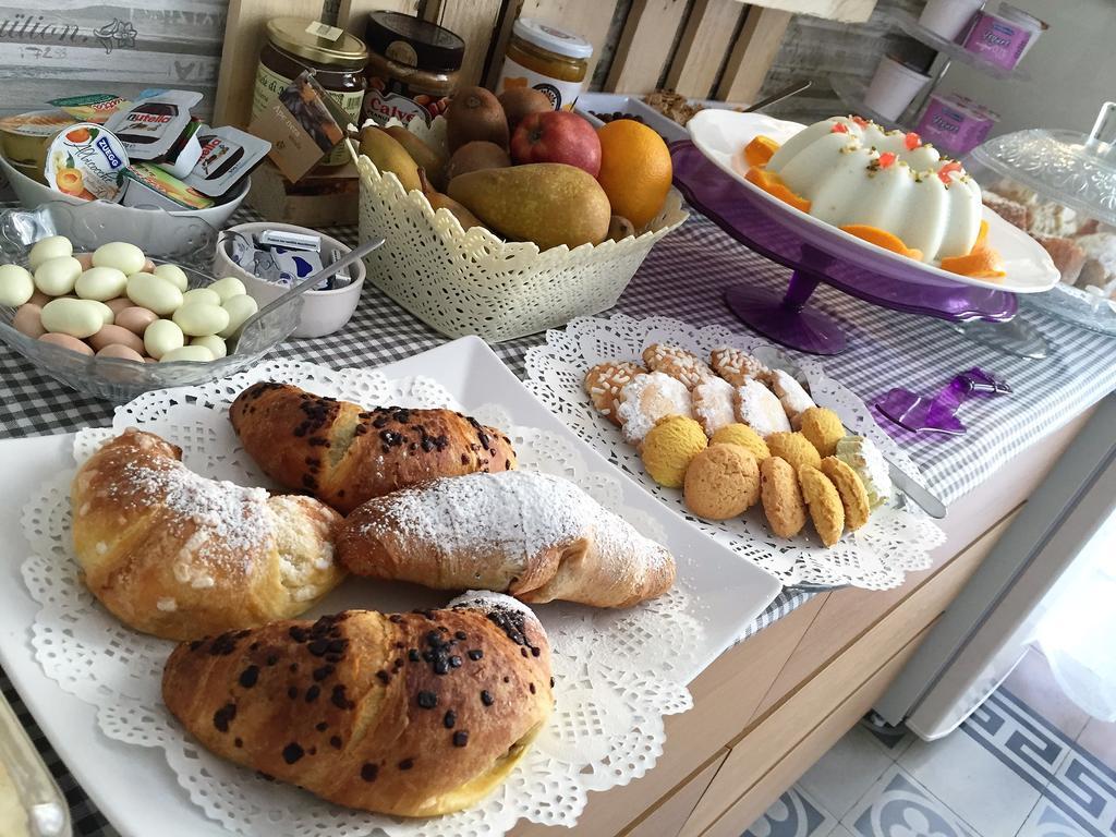 Bb Essenze Bed & Breakfast Palermo Ngoại thất bức ảnh