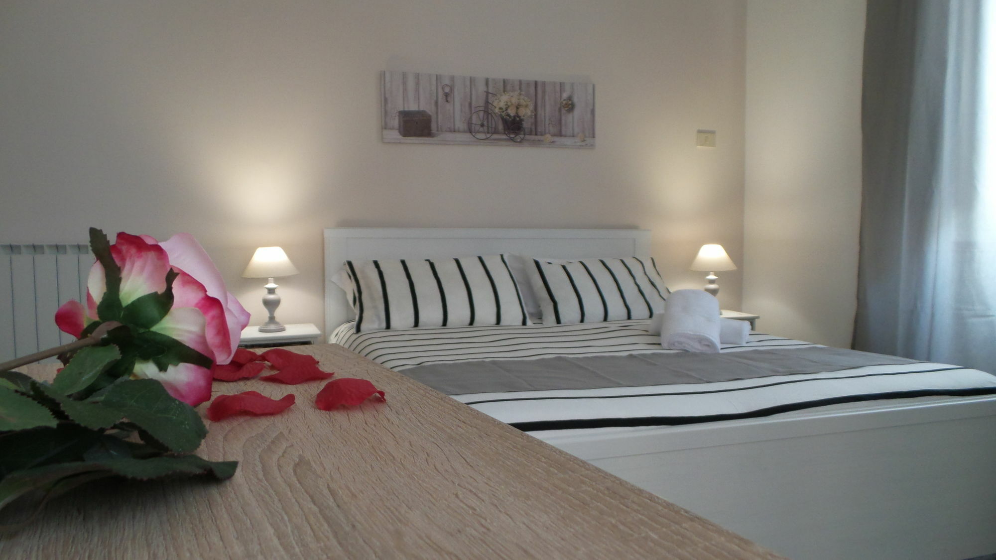 Bb Essenze Bed & Breakfast Palermo Ngoại thất bức ảnh